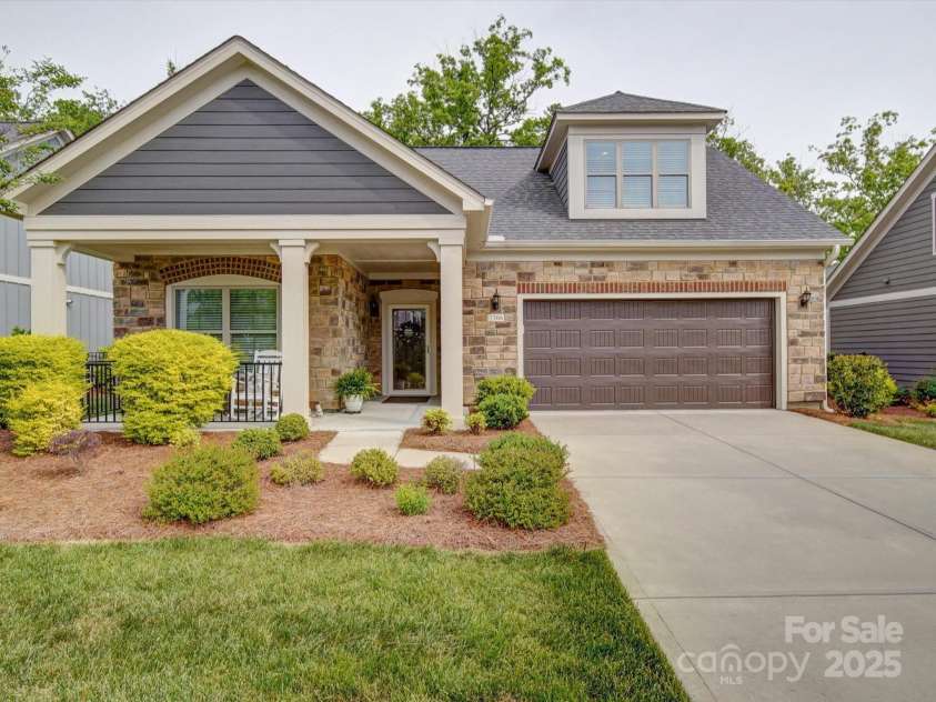 2306 Wesley Landing Road, Waxhaw, NC 28173.  MLS# CAR4248905, YatesRealty ID 19487. 2306 Wesley Landing Road