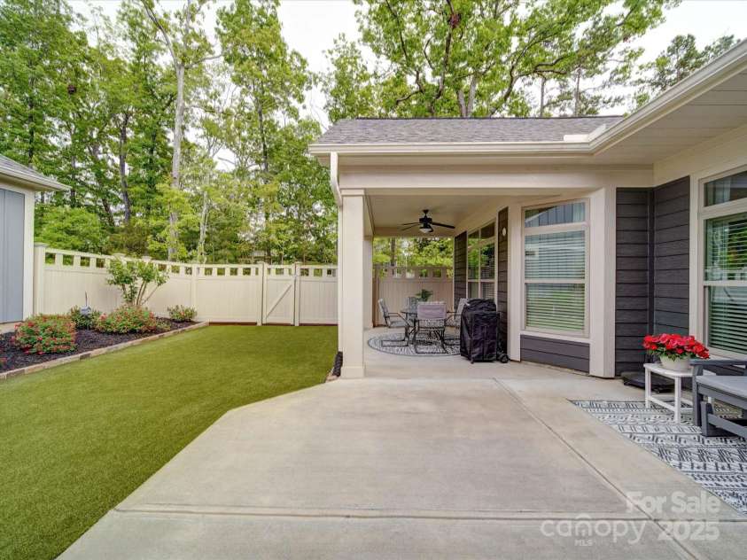 2306 Wesley Landing Road, Waxhaw, NC 28173.  MLS# CAR4248905, YatesRealty ID 19487. 