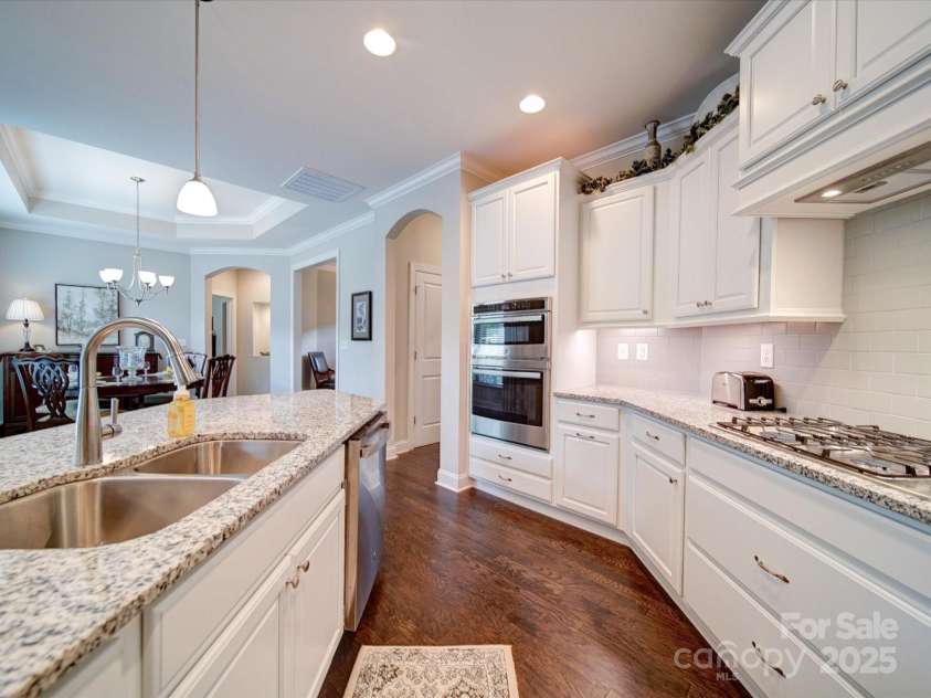 2306 Wesley Landing Road, Waxhaw, NC 28173.  MLS# CAR4248905, YatesRealty ID 19487. 