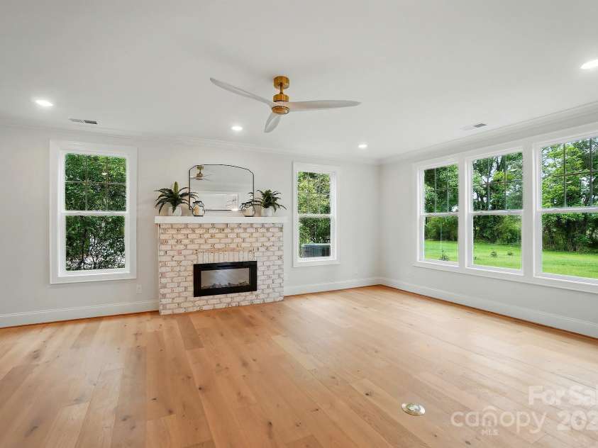 9315 Simpson Road, Waxhaw, NC 28173.  MLS# CAR4258344, YatesRealty ID 19488. 