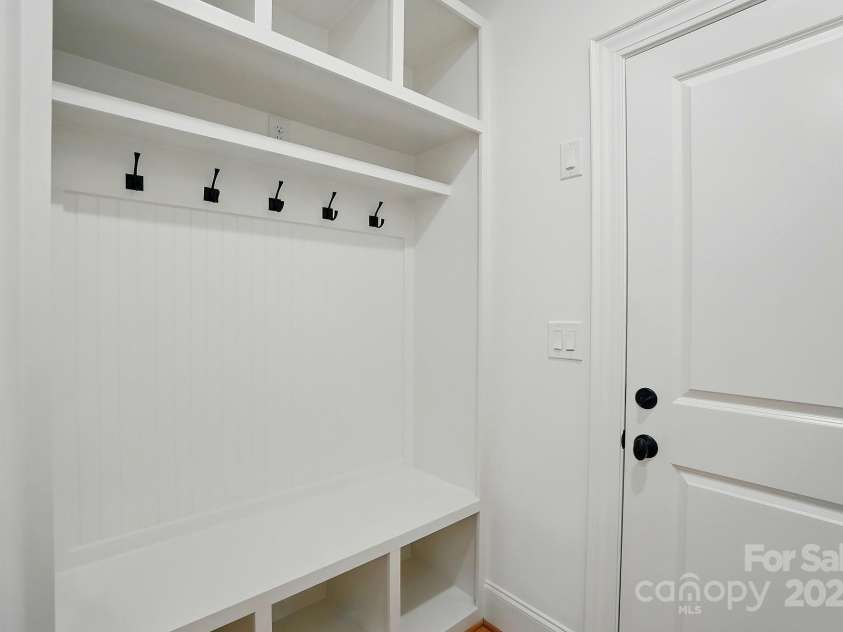 9315 Simpson Road, Waxhaw, NC 28173.  MLS# CAR4258344, YatesRealty ID 19488. Drop Zone