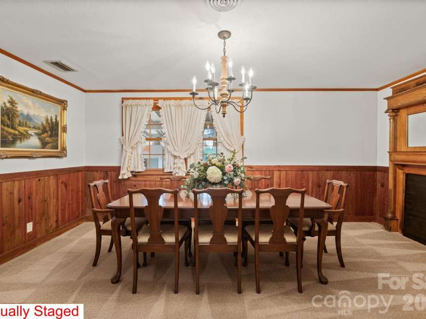 482 Miller Farm Road, Statesville, NC 28625.  MLS# CAR4319062, YatesRealty ID 1949. Dining room