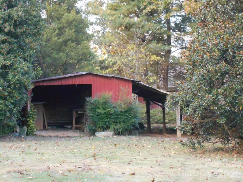 482 Miller Farm Road, Statesville, NC 28625.  MLS# CAR4319062, YatesRealty ID 1949. Shed 1 