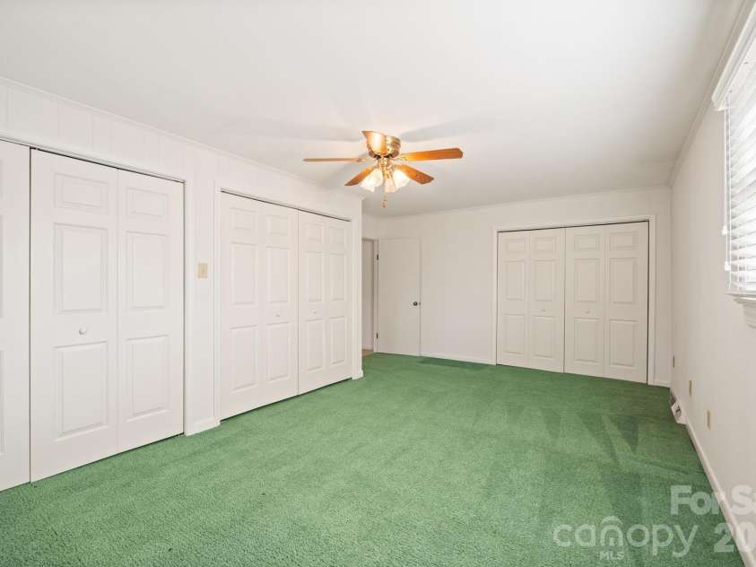 482 Miller Farm Road, Statesville, NC 28625.  MLS# CAR4319062, YatesRealty ID 1949. Upper BR 2