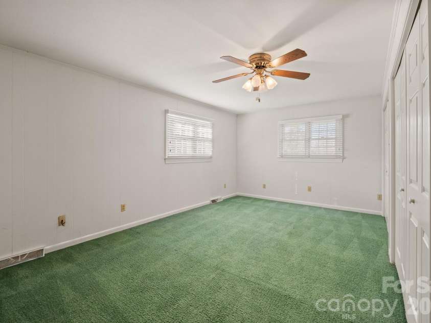 482 Miller Farm Road, Statesville, NC 28625.  MLS# CAR4319062, YatesRealty ID 1949. Upper BR 2