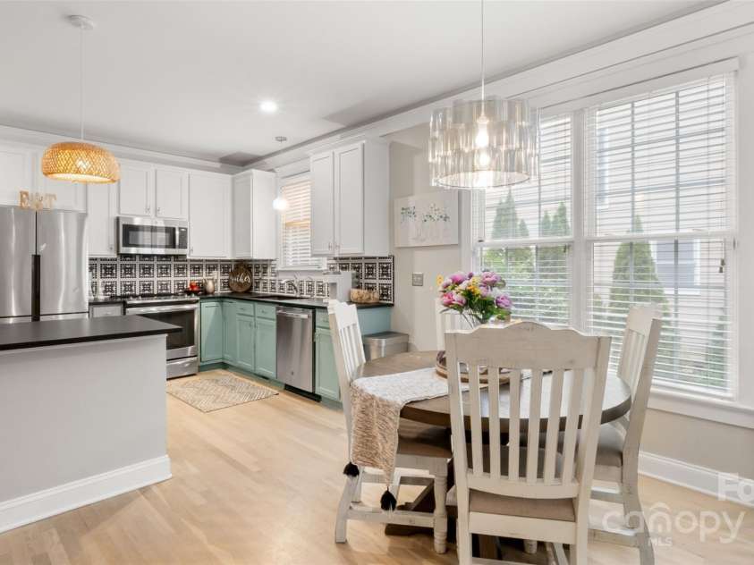 6129 Caseys Side Way, Fort Mill, SC 29708.  MLS# CAR4263839, YatesRealty ID 19490. 