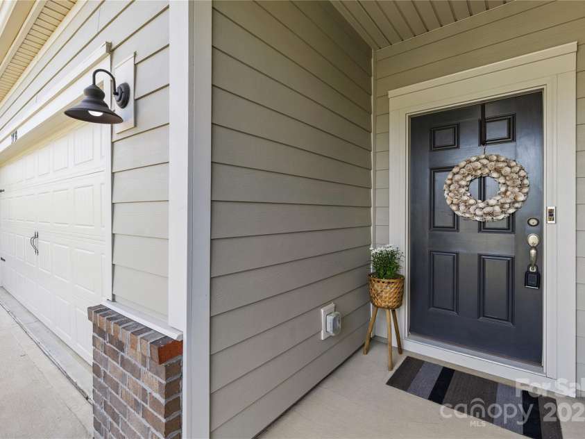 3938 Isenhour Road, Kannapolis, NC 28081.  MLS# CAR4264090, YatesRealty ID 19491. 