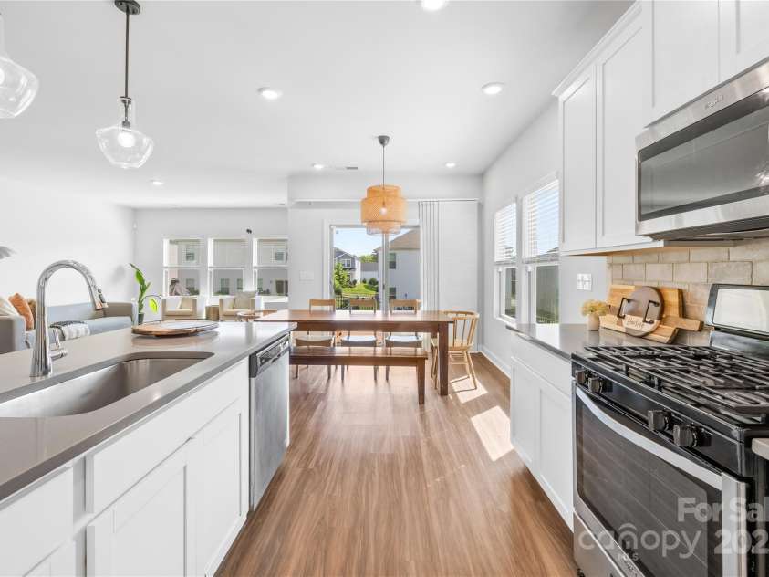 3938 Isenhour Road, Kannapolis, NC 28081.  MLS# CAR4264090, YatesRealty ID 19491. Kitchen & Dining Area