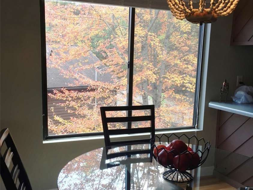 78 Upper Tanglewood Road, Lake Toxaway, NC 28747.  MLS# CAR4375733, YatesRealty ID 19491. Dining Area w/ Ample Natural Light