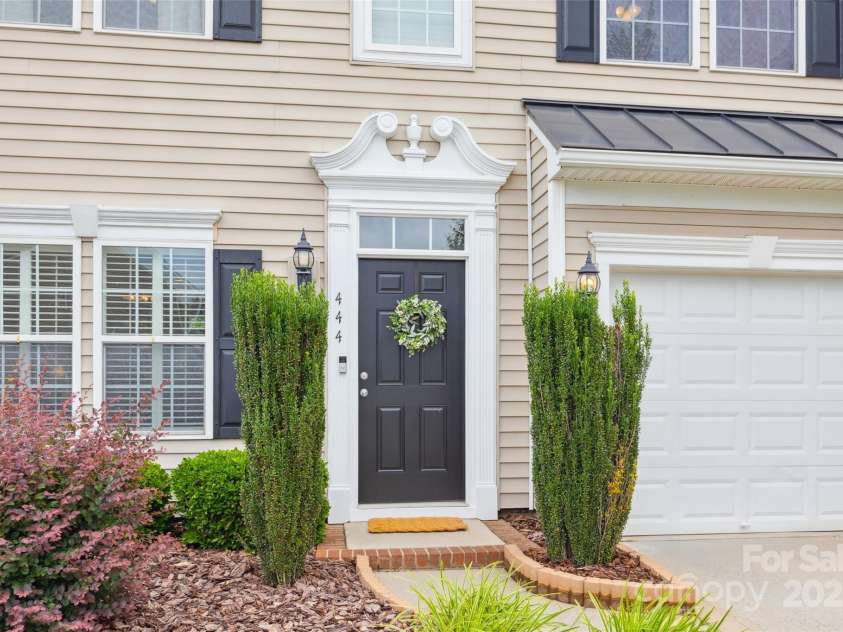 444 Battery Circle, Clover, SC 29710.  MLS# CAR4264537, YatesRealty ID 19492. 