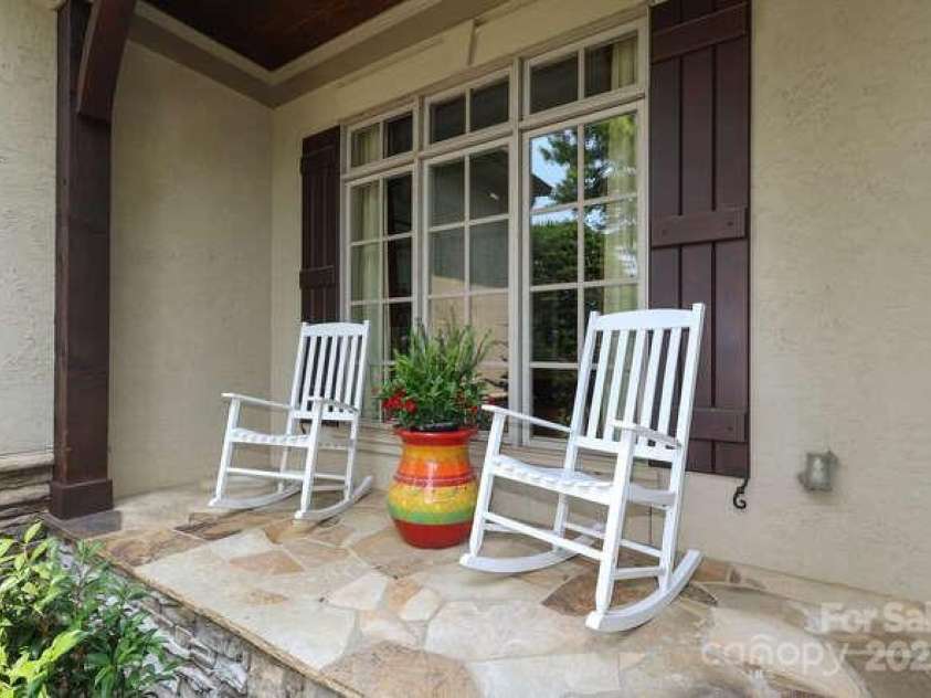 1103 Mapesbury Lane, Waxhaw, NC 28173.  MLS# CAR4266056, YatesRealty ID 19493. 