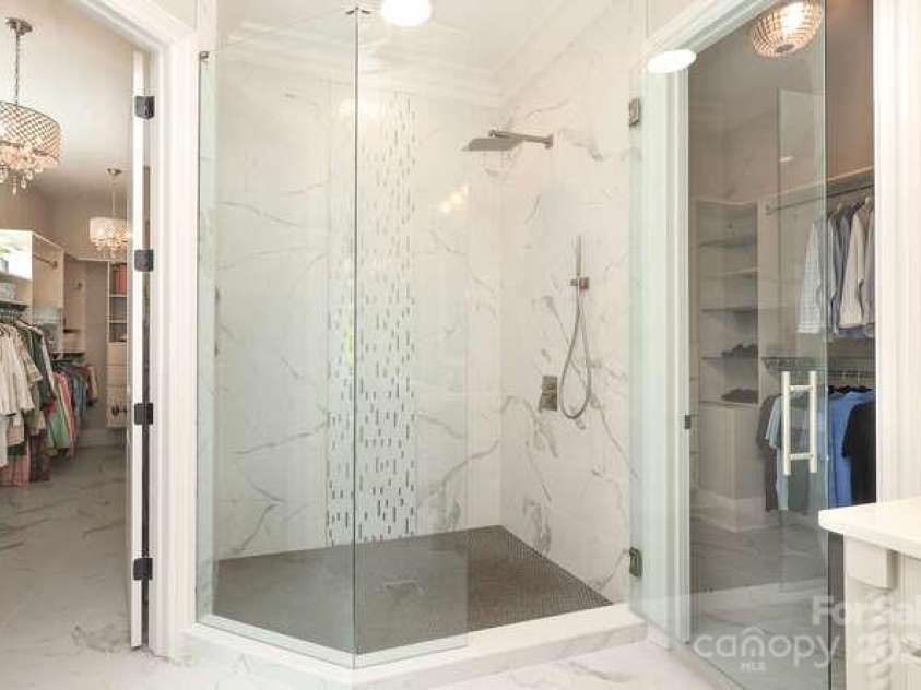 1103 Mapesbury Lane, Waxhaw, NC 28173.  MLS# CAR4266056, YatesRealty ID 19493. 