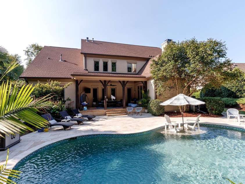 1103 Mapesbury Lane, Waxhaw, NC 28173.  MLS# CAR4266056, YatesRealty ID 19493. 