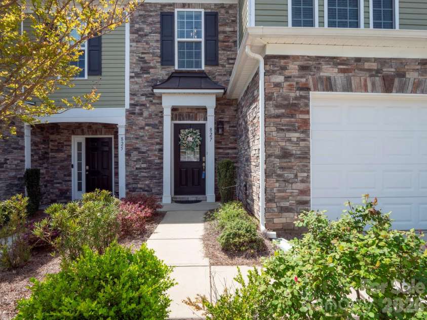 827 Canoe Song Road, Fort Mill, SC 29708.  MLS# CAR4365678, YatesRealty ID 19493. Welcome Home!
