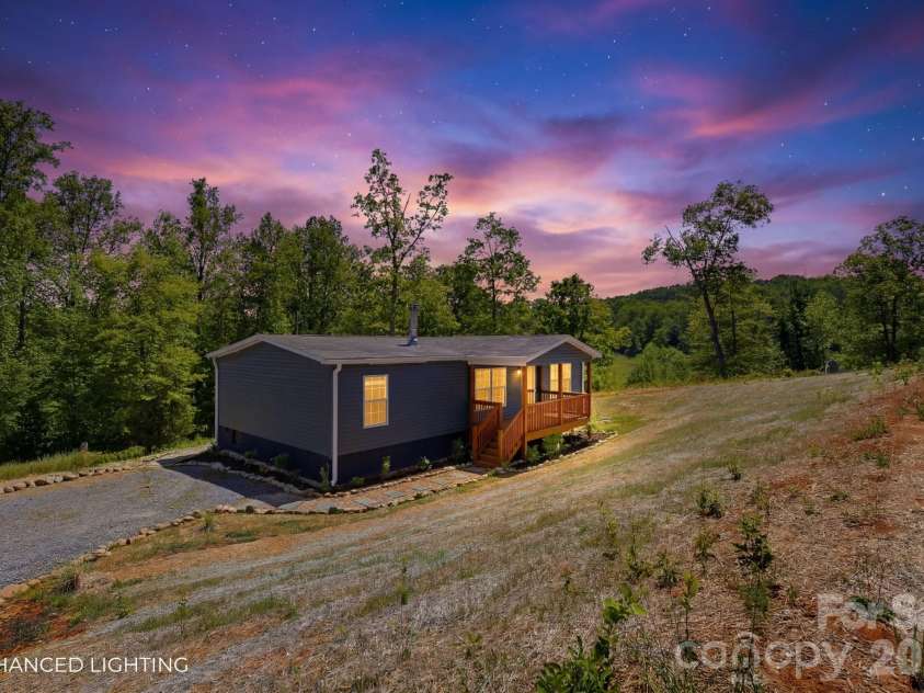 111 Buck Ridge Drive, Marion, NC 28752.  MLS# CAR4375280, YatesRealty ID 19494. 