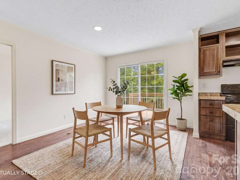 111 Buck Ridge Drive, Marion, NC 28752.  MLS# CAR4375280, YatesRealty ID 19494. 