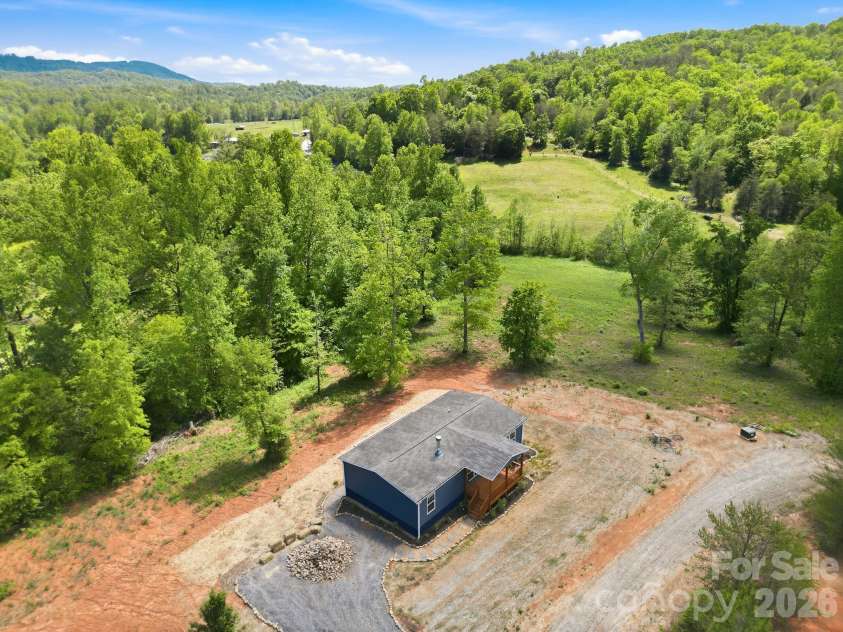 111 Buck Ridge Drive, Marion, NC 28752.  MLS# CAR4375280, YatesRealty ID 19494. 