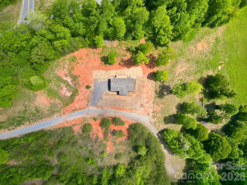 111 Buck Ridge Drive, Marion, NC 28752.  MLS# CAR4375280, YatesRealty ID 19494. 