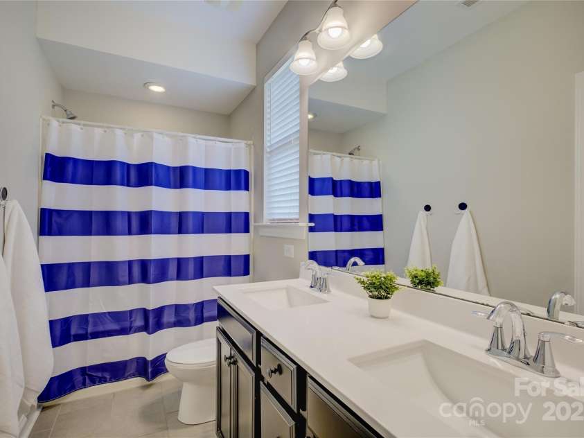 15344 Cimarron Hills Lane, Charlotte, NC 28278.  MLS# CAR4264808, YatesRealty ID 19494. 