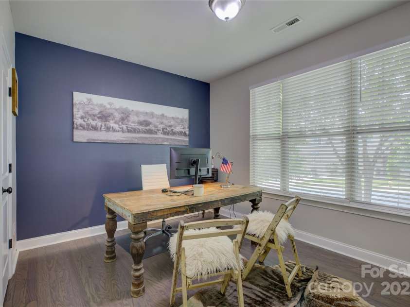 15344 Cimarron Hills Lane, Charlotte, NC 28278.  MLS# CAR4264808, YatesRealty ID 19494. Bedroom/office on the main