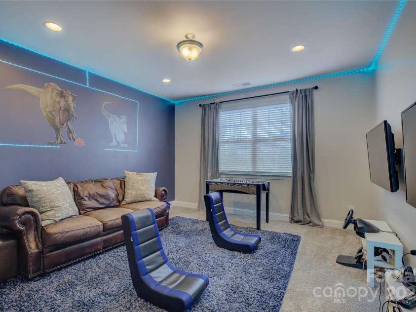 15344 Cimarron Hills Lane, Charlotte, NC 28278.  MLS# CAR4264808, YatesRealty ID 19494. Bonus room