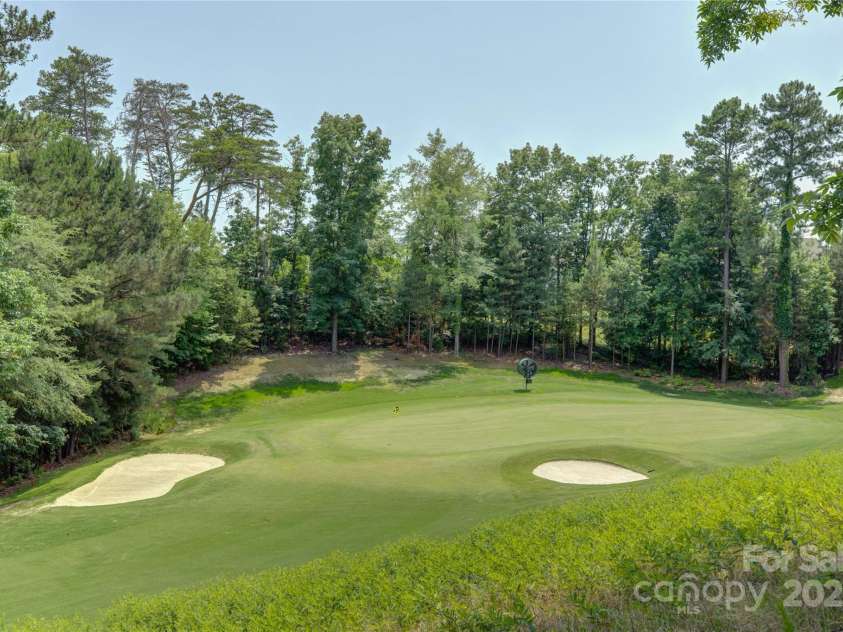 15344 Cimarron Hills Lane, Charlotte, NC 28278.  MLS# CAR4264808, YatesRealty ID 19494. The Palisades Country club hole 10