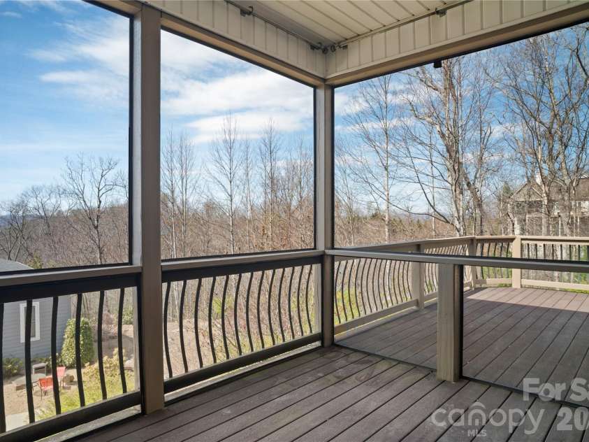 84 Deep Valley Lane, Hendersonville, NC 28791.  MLS# CAR4352594, YatesRealty ID 19497. 