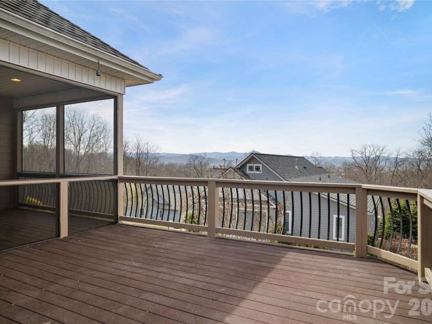 84 Deep Valley Lane, Hendersonville, NC 28791.  MLS# CAR4352594, YatesRealty ID 19497. 