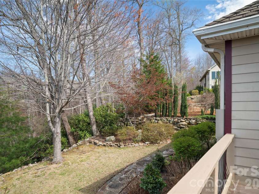 84 Deep Valley Lane, Hendersonville, NC 28791.  MLS# CAR4352594, YatesRealty ID 19497. 
