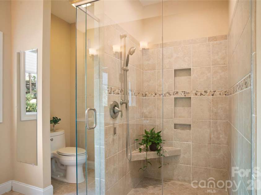 84 Deep Valley Lane, Hendersonville, NC 28791.  MLS# CAR4352594, YatesRealty ID 19497. 