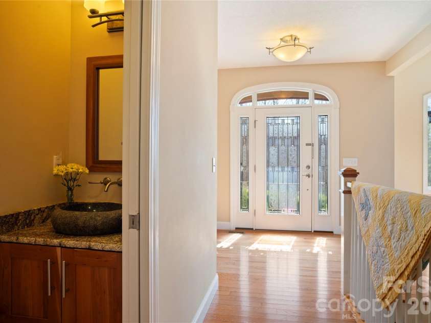84 Deep Valley Lane, Hendersonville, NC 28791.  MLS# CAR4352594, YatesRealty ID 19497. 