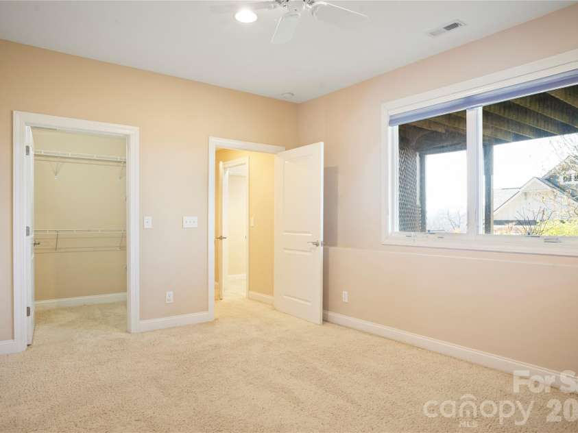 84 Deep Valley Lane, Hendersonville, NC 28791.  MLS# CAR4352594, YatesRealty ID 19497. 