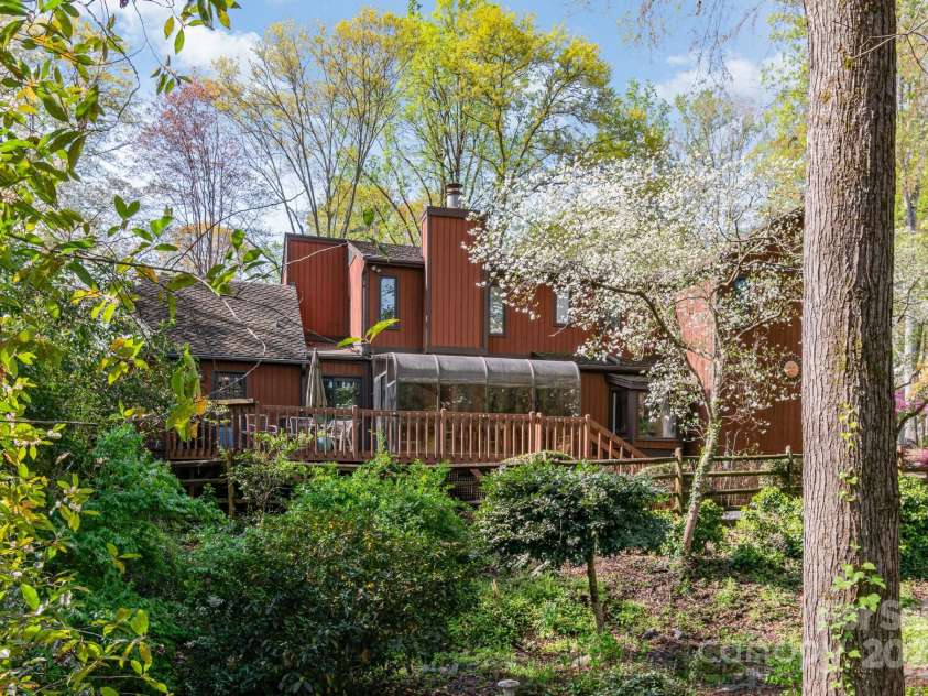 1601 Wandering Way Drive, Charlotte, NC 28226.  MLS# CAR4266480, YatesRealty ID 19498. Back of the home