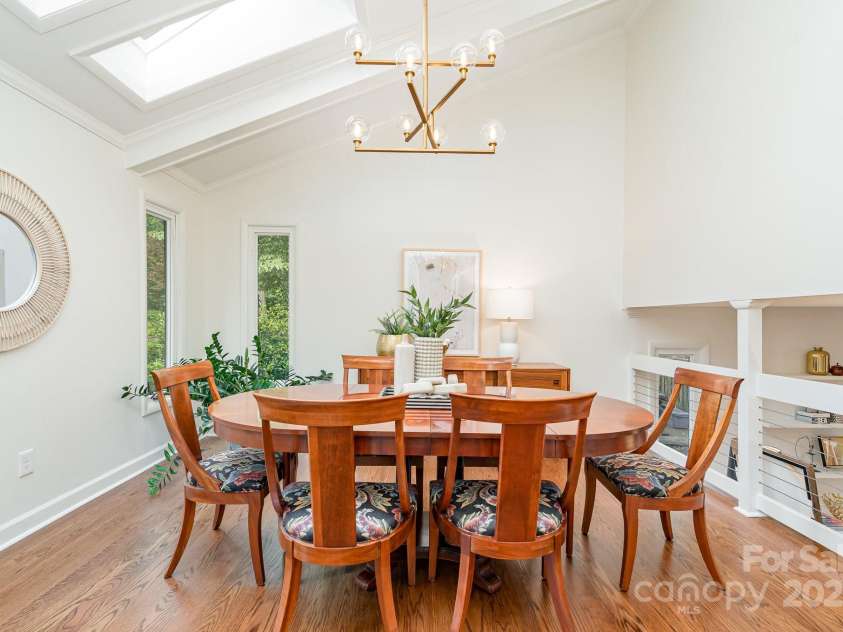 1601 Wandering Way Drive, Charlotte, NC 28226.  MLS# CAR4266480, YatesRealty ID 19498. Dining Room