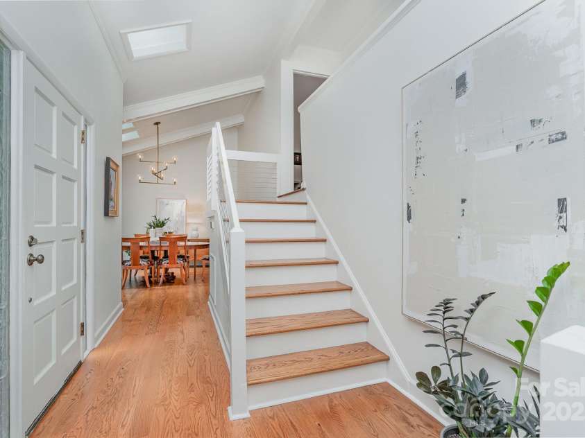 1601 Wandering Way Drive, Charlotte, NC 28226.  MLS# CAR4266480, YatesRealty ID 19498. Entry