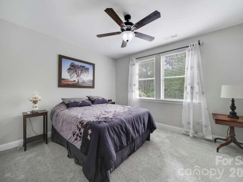 16408 Cozy Cove Road, Charlotte, NC 28278.  MLS# CAR4356132, YatesRealty ID 19498. 