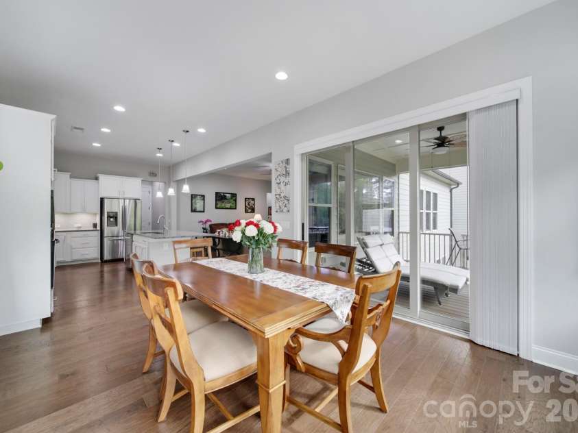 16408 Cozy Cove Road, Charlotte, NC 28278.  MLS# CAR4356132, YatesRealty ID 19498. 