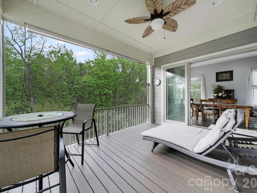 16408 Cozy Cove Road, Charlotte, NC 28278.  MLS# CAR4356132, YatesRealty ID 19498. 