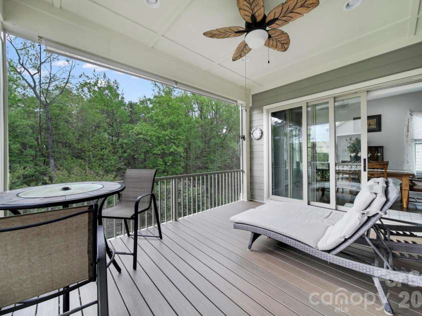 16408 Cozy Cove Road, Charlotte, NC 28278.  MLS# CAR4356132, YatesRealty ID 19498. 
