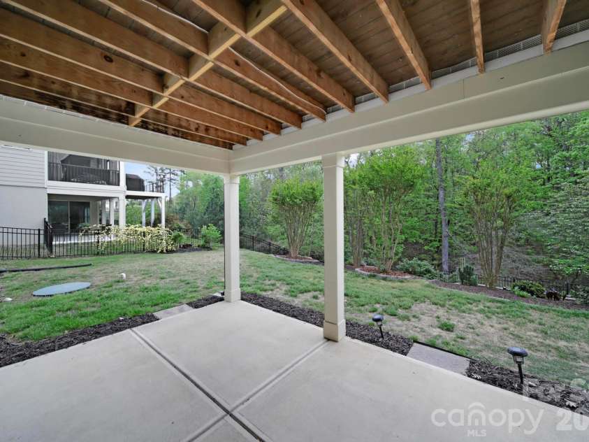 16408 Cozy Cove Road, Charlotte, NC 28278.  MLS# CAR4356132, YatesRealty ID 19498. 