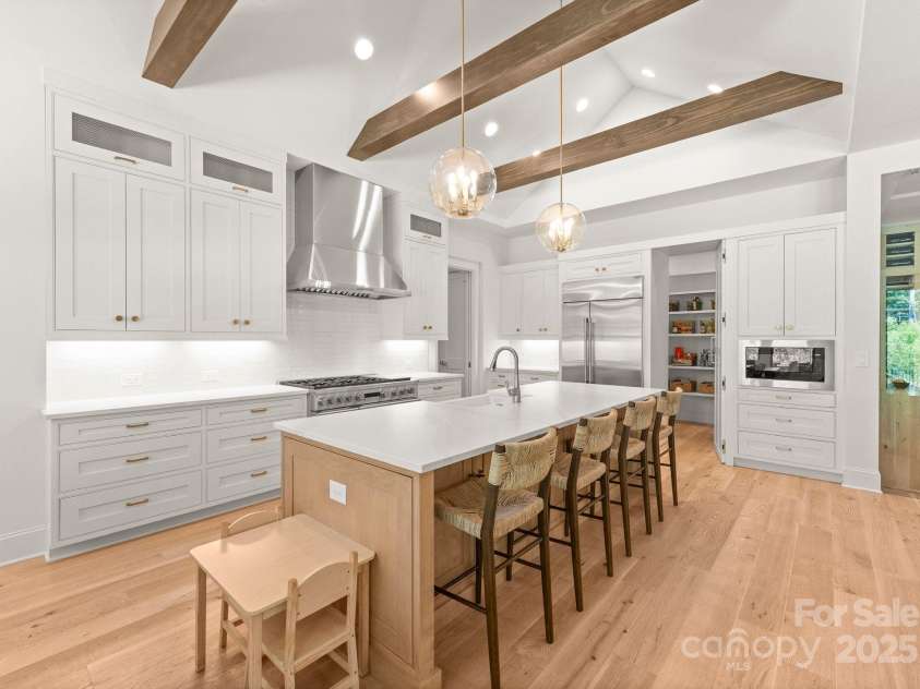 10201 Laurier Lane, Huntersville, NC 28078.  MLS# CAR4254910, YatesRealty ID 19499. 
