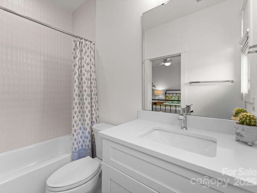 10201 Laurier Lane, Huntersville, NC 28078.  MLS# CAR4254910, YatesRealty ID 19499. 