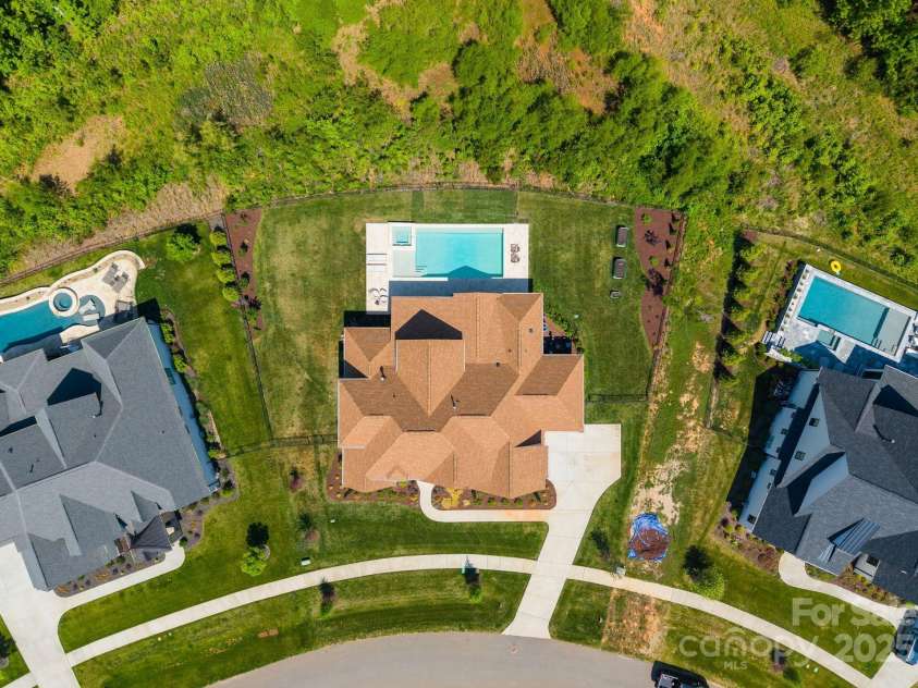 10201 Laurier Lane, Huntersville, NC 28078.  MLS# CAR4254910, YatesRealty ID 19499. 