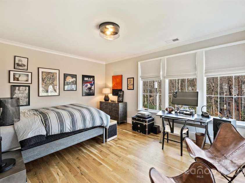 2509 Montrose Court, Charlotte, NC 28207.  MLS# CAR4228523, YatesRealty ID 195. Bedroom Suite 3