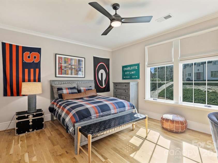 2509 Montrose Court, Charlotte, NC 28207.  MLS# CAR4228523, YatesRealty ID 195. Bedroom Suite 4