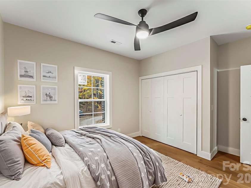 195 Grandview Peaks Drive, Nebo, NC 28761.  MLS# CAR4320686, YatesRealty ID 1950. 