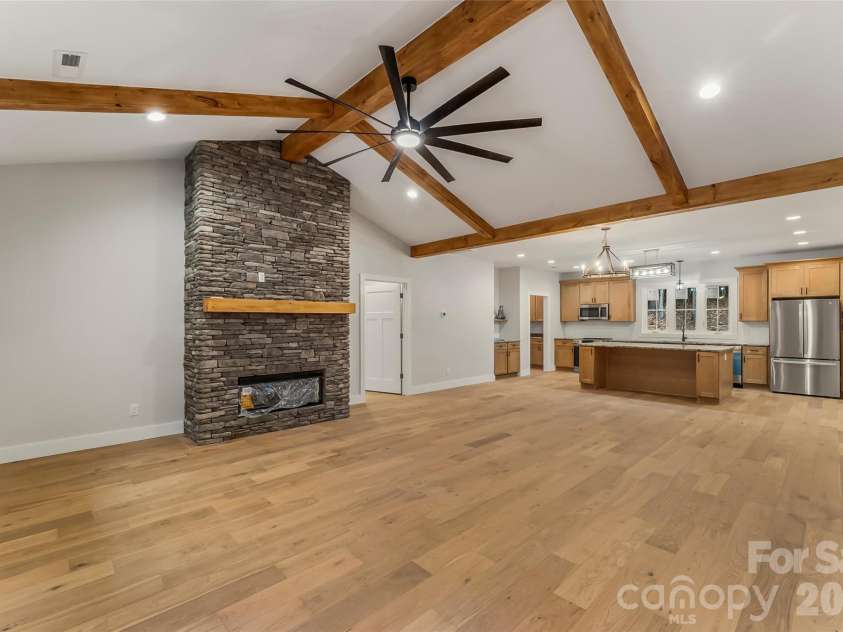 195 Grandview Peaks Drive, Nebo, NC 28761.  MLS# CAR4320686, YatesRealty ID 1950. 