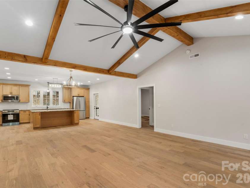 195 Grandview Peaks Drive, Nebo, NC 28761.  MLS# CAR4320686, YatesRealty ID 1950. 