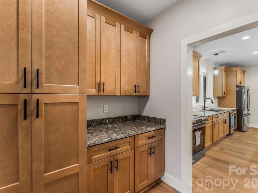 195 Grandview Peaks Drive, Nebo, NC 28761.  MLS# CAR4320686, YatesRealty ID 1950. 