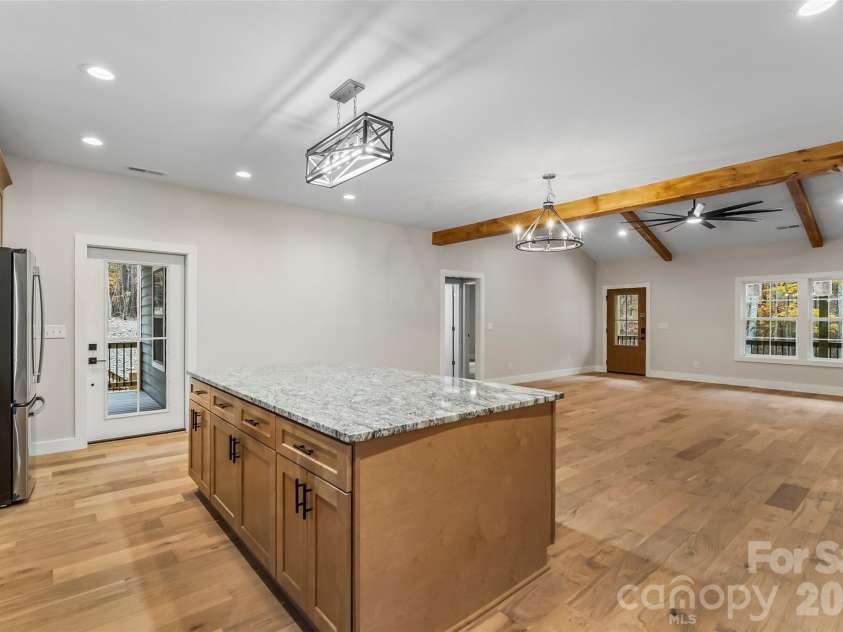 195 Grandview Peaks Drive, Nebo, NC 28761.  MLS# CAR4320686, YatesRealty ID 1950. 